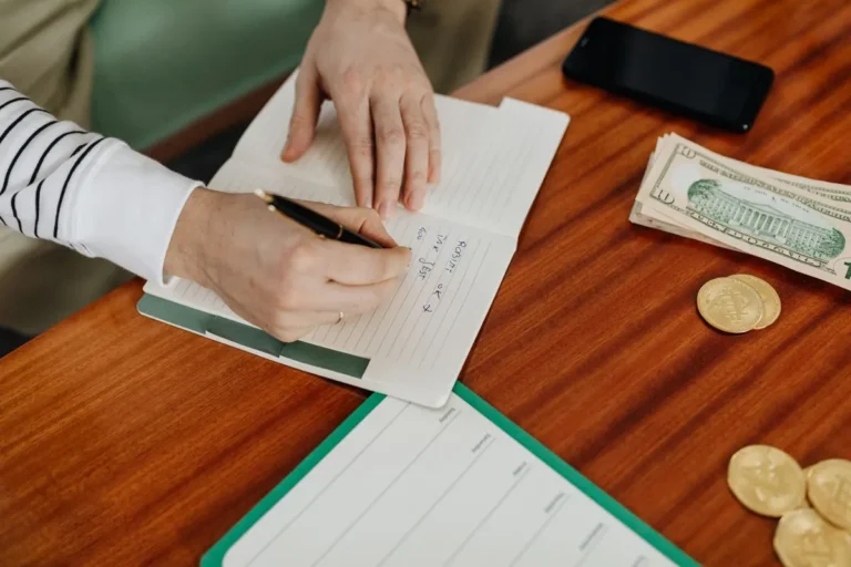 How to Create a Personal Budget A beginner calculating monthly income and expenses.