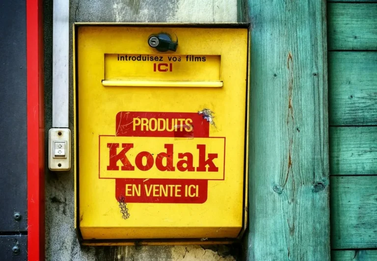 Why Did Kodak Fail? A vintage film camera and photographic roll representing the legacy of traditional photography before digital disruption.